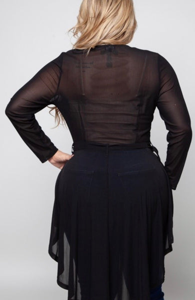 CURVY MESH HI LOW BLACK TOP