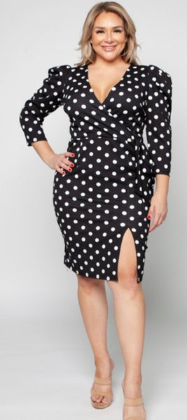 POLKA DOTS CURVY DRESS