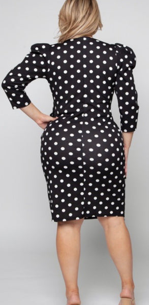 POLKA DOTS CURVY DRESS