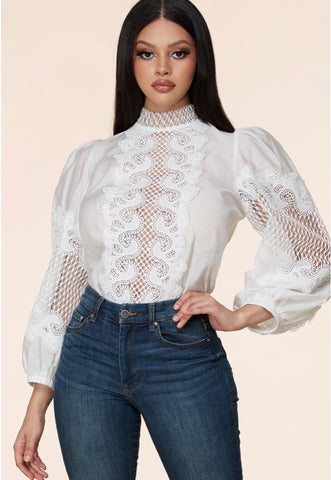 AUDREY WHITE CROCHET TOP